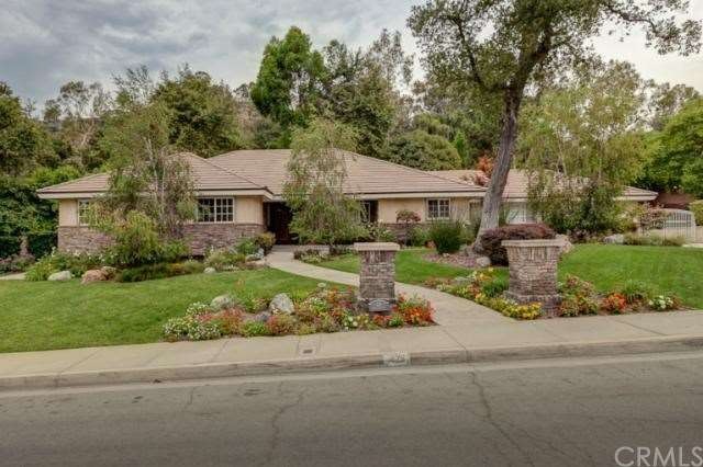 Stunning Single Story Ranch Style Home