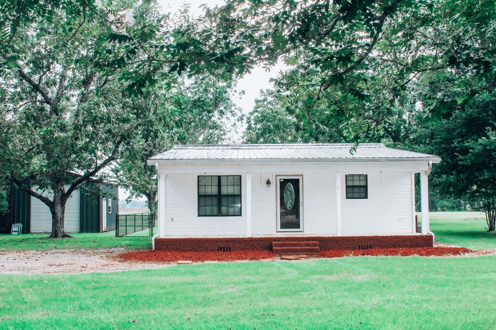 9279 Highway 613, Lucedale, MS 39452 - photo 1