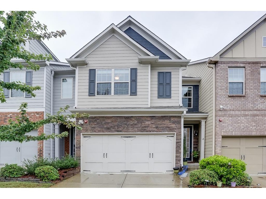 Well maintained townhouse in the community of The 