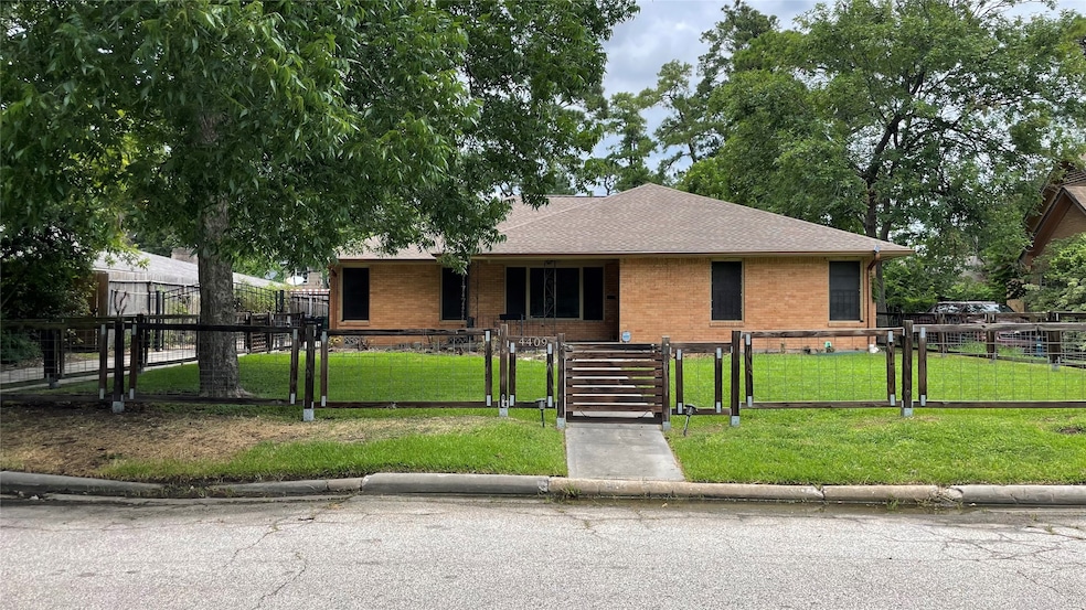 4409 Charleston St, Houston, TX 77021 - photo 1