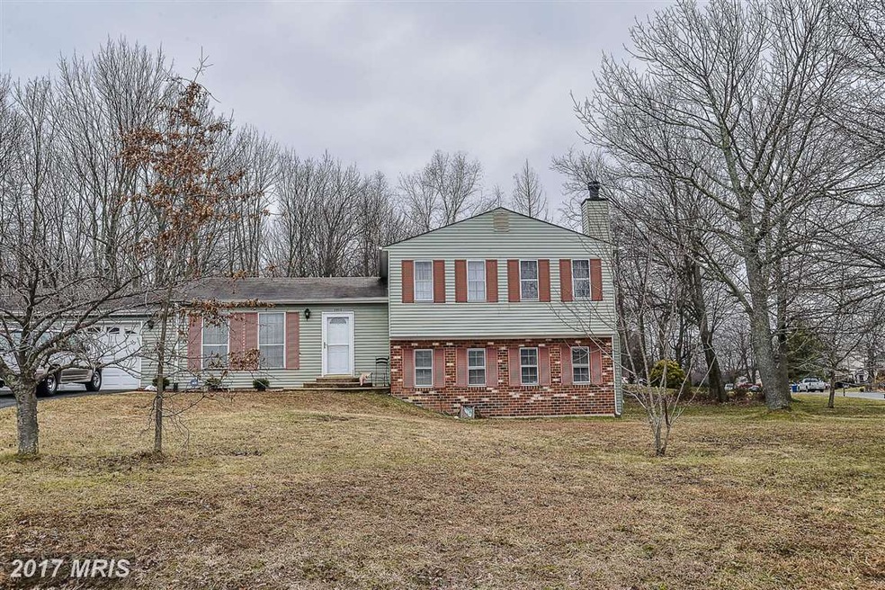 2322 Bedfordshire Cir, Reston, VA 20191 - photo 1