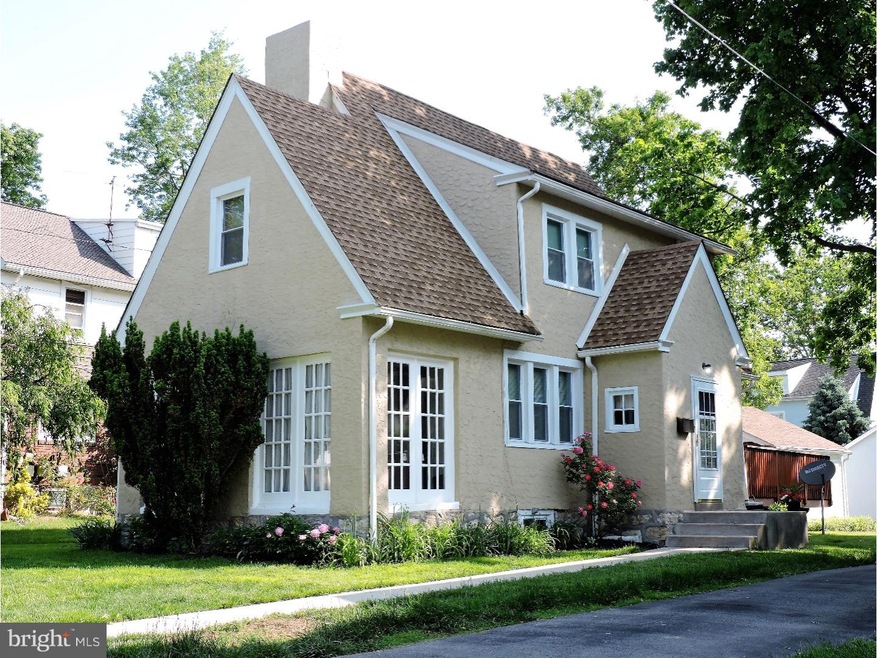 317 Derwyn Rd, Lansdowne, PA 19050 - photo 1