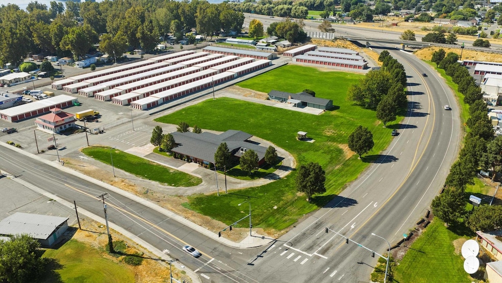 2804 W Lewis St, Pasco, WA 99301 - photo 1