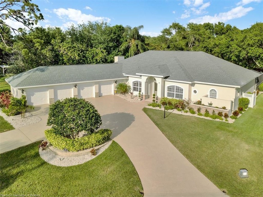 49 Meadowlake Cir S, Lake Placid, FL 33852 - photo 1