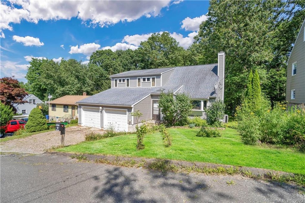 125 Sierra St, Waterbury, CT 06704 - photo 1