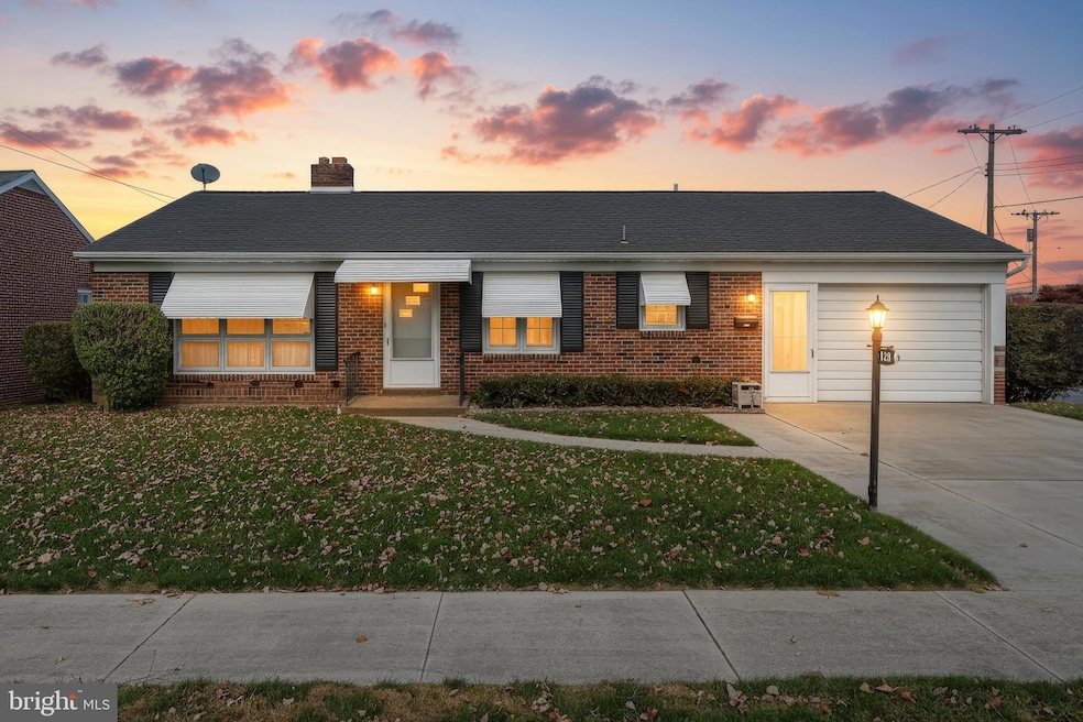 128 Paul St, Hanover, PA 17331 - photo 1