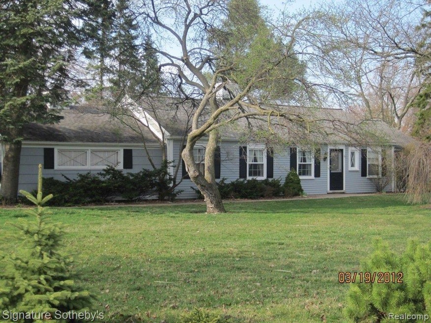 Sprawling Ranch - Halyard