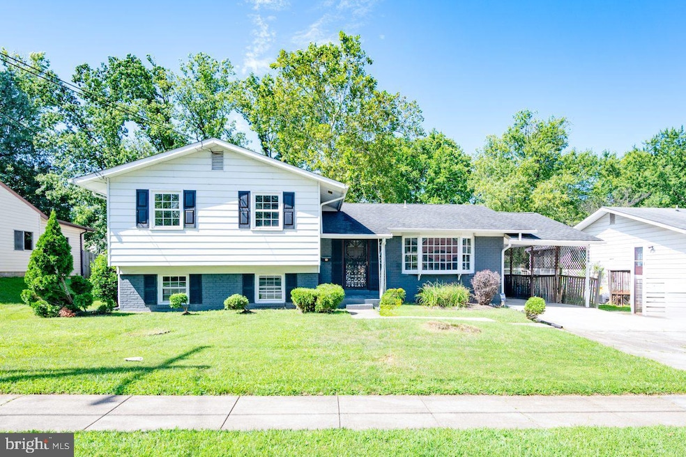 6806 Nashville Rd, Lanham, MD 20706 - photo 1