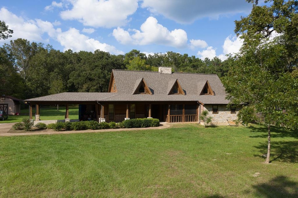 816 Stephenson Brown Rd, Lufkin, TX 75904 - photo 1