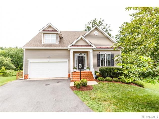 Welcome HOME!  Beautiful home on large, private cu