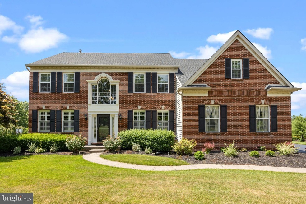 39 Endslow Ln, Perkasie, PA 18944 - photo 1