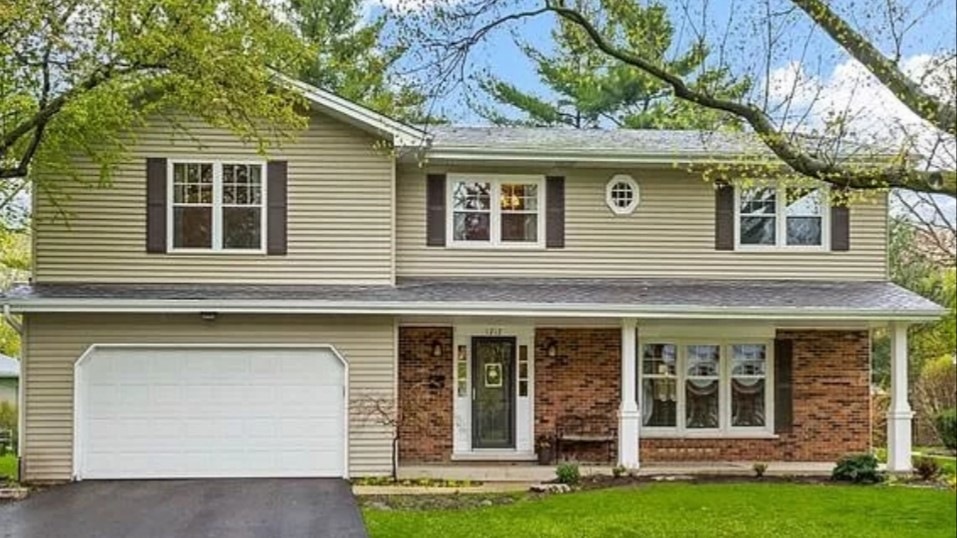 1212 Hercules Ln, Naperville, IL 60540 - photo 1