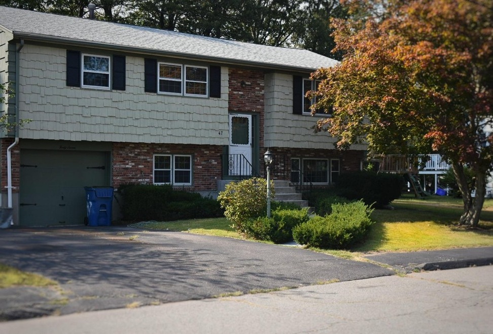 47 Niles Rd, Randolph, MA 02368 - photo 1