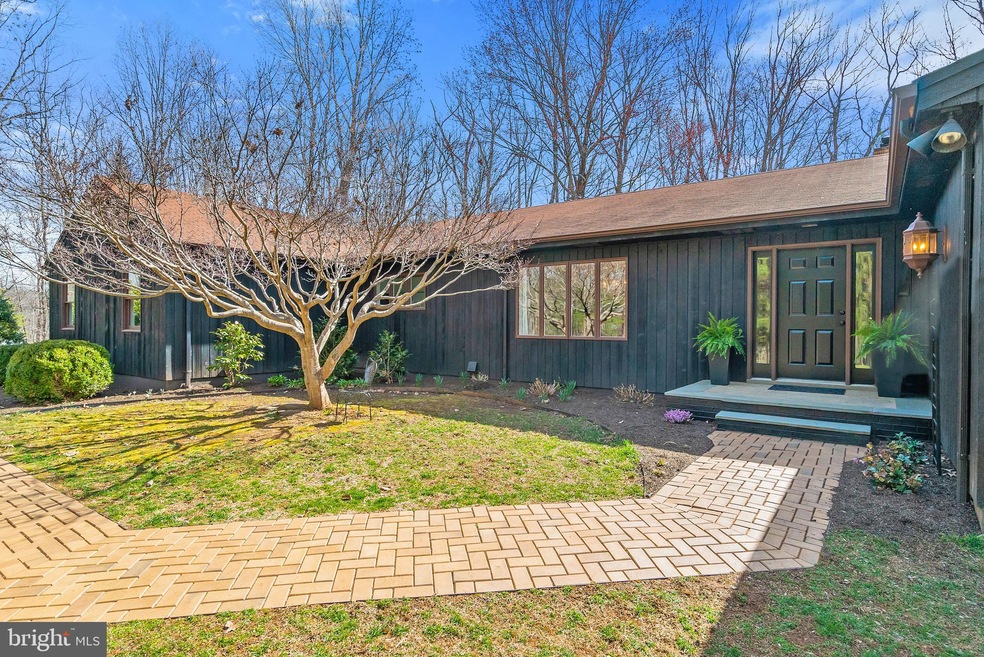 6709 Wilson Rd, Marshall, VA 20115 - photo 1