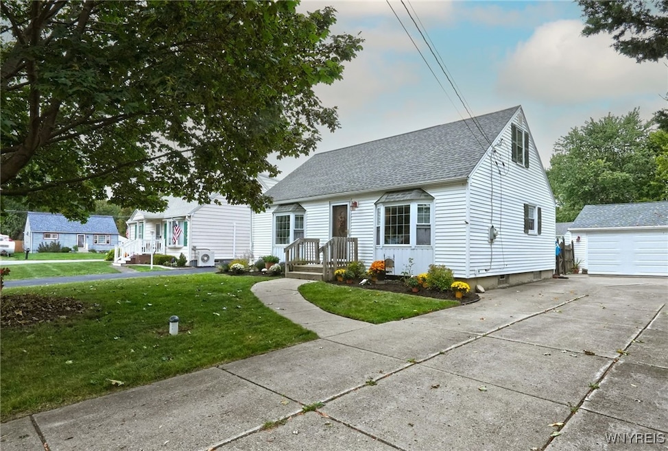 5757 Diana Ln, Lake View, NY 14085 - photo 1