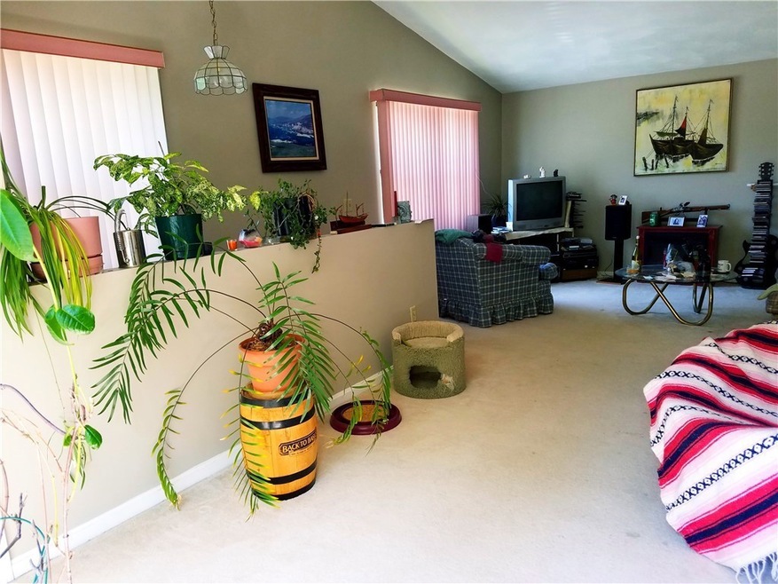 502 Pinewood Dr, Smithfield, RI 02917 - photo 1