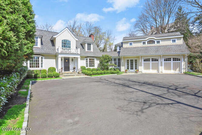 2 Grove Ln, Greenwich, CT 06831 - photo 1