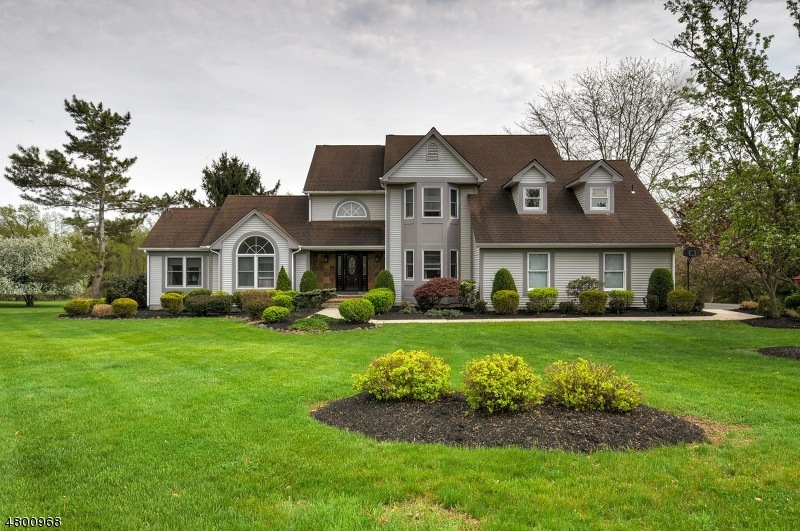 24 Lehigh Rd, Branchburg, NJ 08853 - photo 1