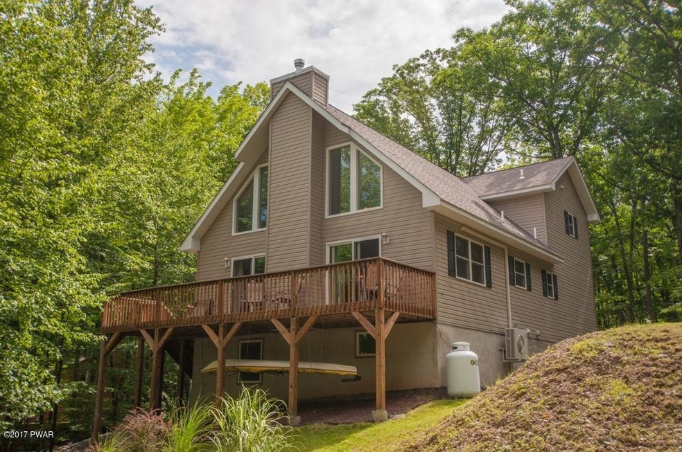 193 E Shore Dr, Hawley, PA 18428 - photo 1