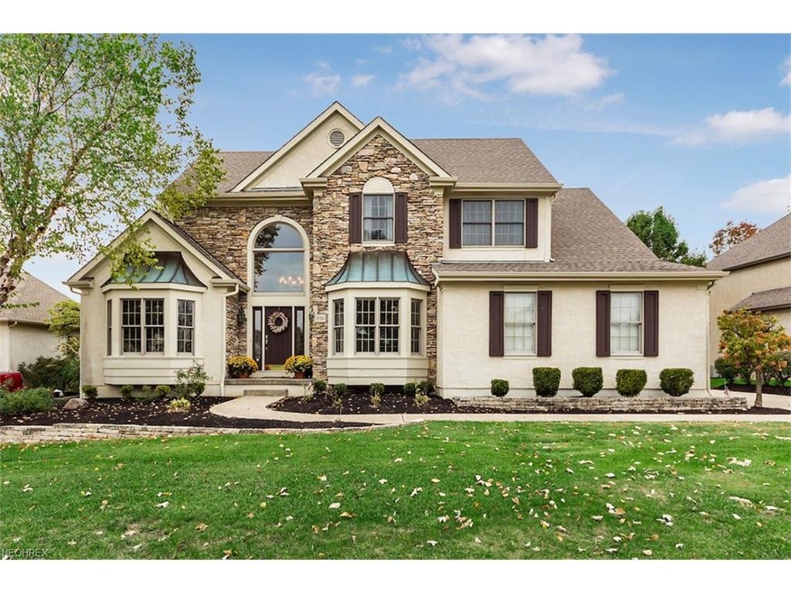 7130 Rob Roy Dr, Dublin, OH 43017 - photo 1