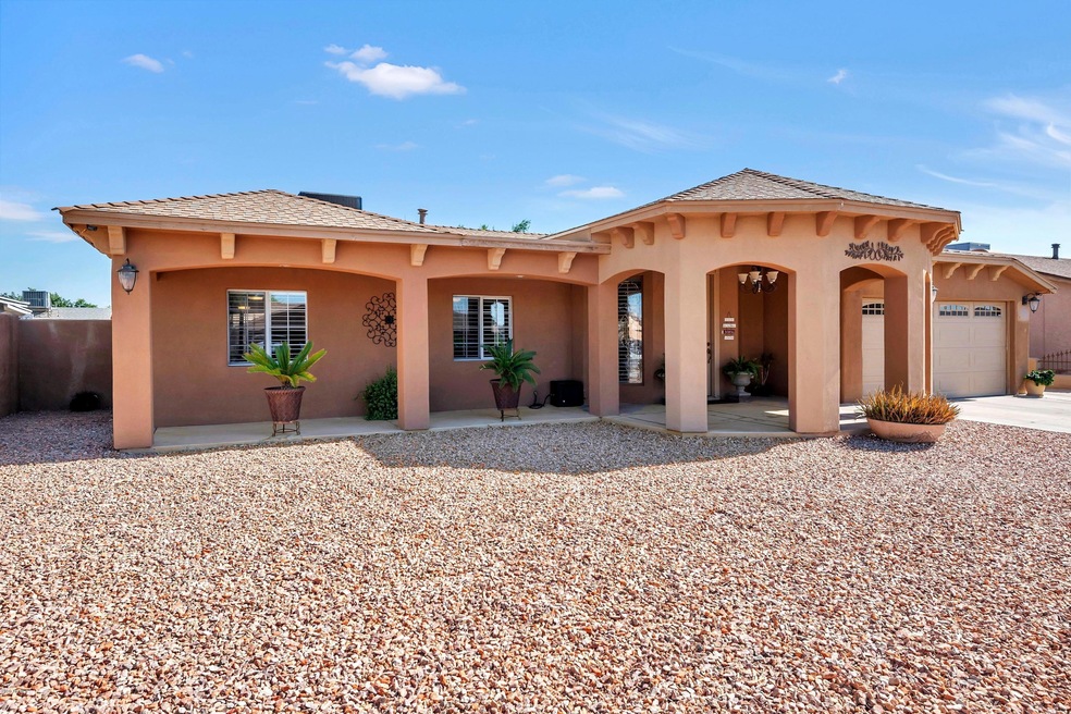 5925 W Cypress St, Phoenix, AZ 85035 - photo 1