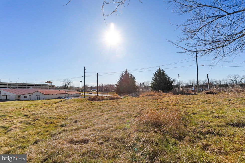 131 Racetrack St, Ranson, WV 25438 - photo 1