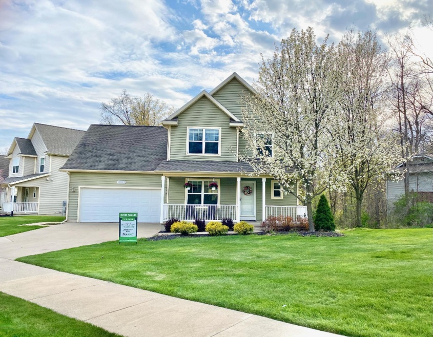 1002 Broken Ridge Spring