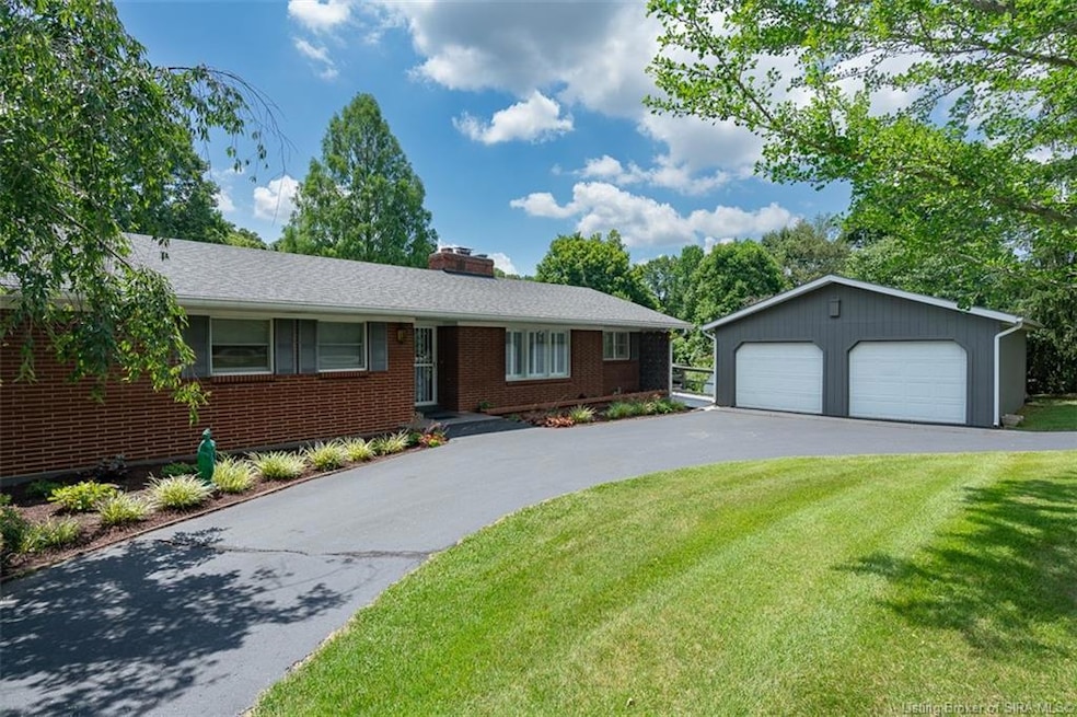 3619 Wagner Dr, Floyds Knobs, IN 47119 - photo 1