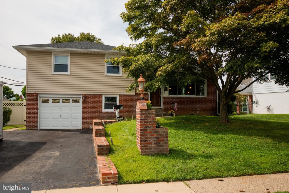 402 Polk Way, Broomall, PA 19008 - photo 1