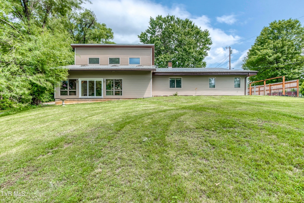 Pending $339,000 • Co-Listing Agent