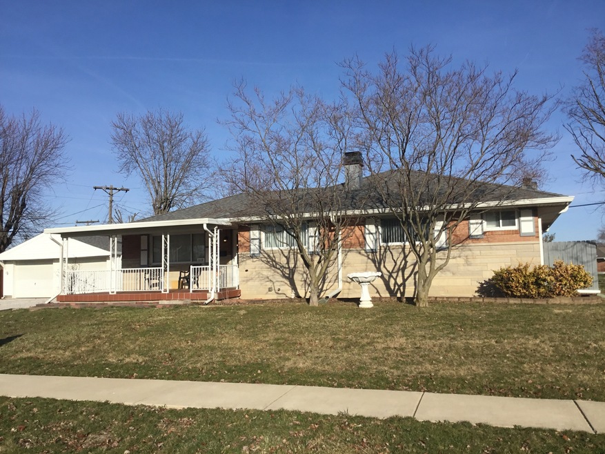 609 Killian Dr, Beech Grove, IN 46107 - photo 1