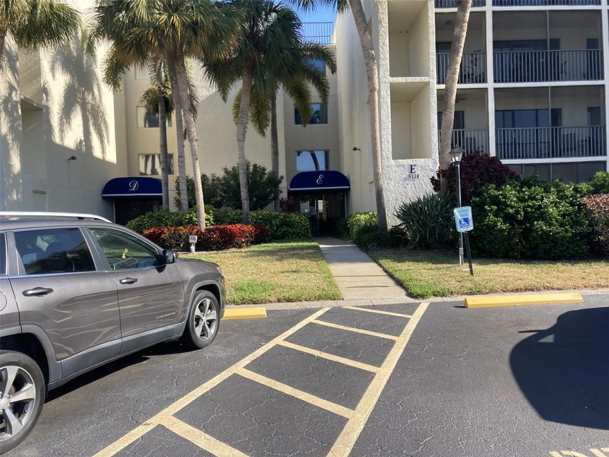 6114 43rd St W unit 103E, Bradenton, FL 34210 - photo 1