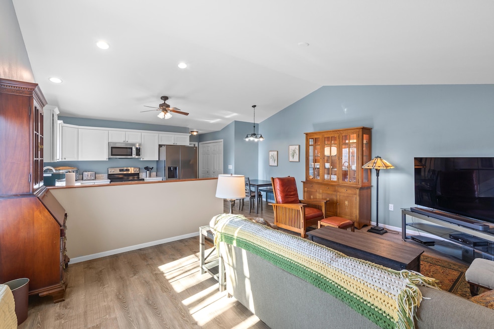 611 Danube Ct unit 1, Sheboygan Falls, WI 53085 - photo 1