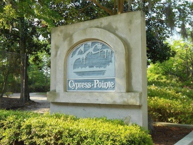 Cypress Pt Sign