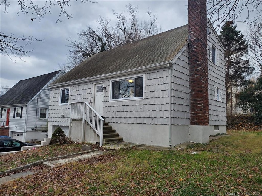 15 Robins Square E, Norwalk, CT 06854 - photo 1