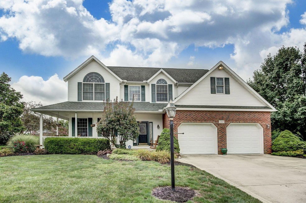 1265 Eastwood Dr, Circleville, OH 43113 - photo 1