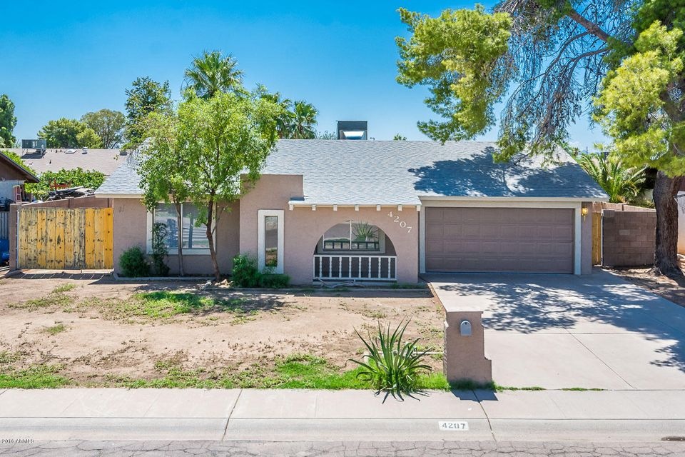4207 W Paradise Dr - MLS-2