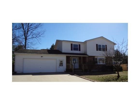 17 Robert Dr, Nashua, NH 03063 - photo 1