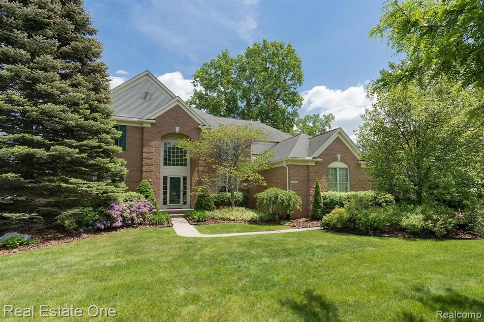 4529 Middledale Welcome Home!
