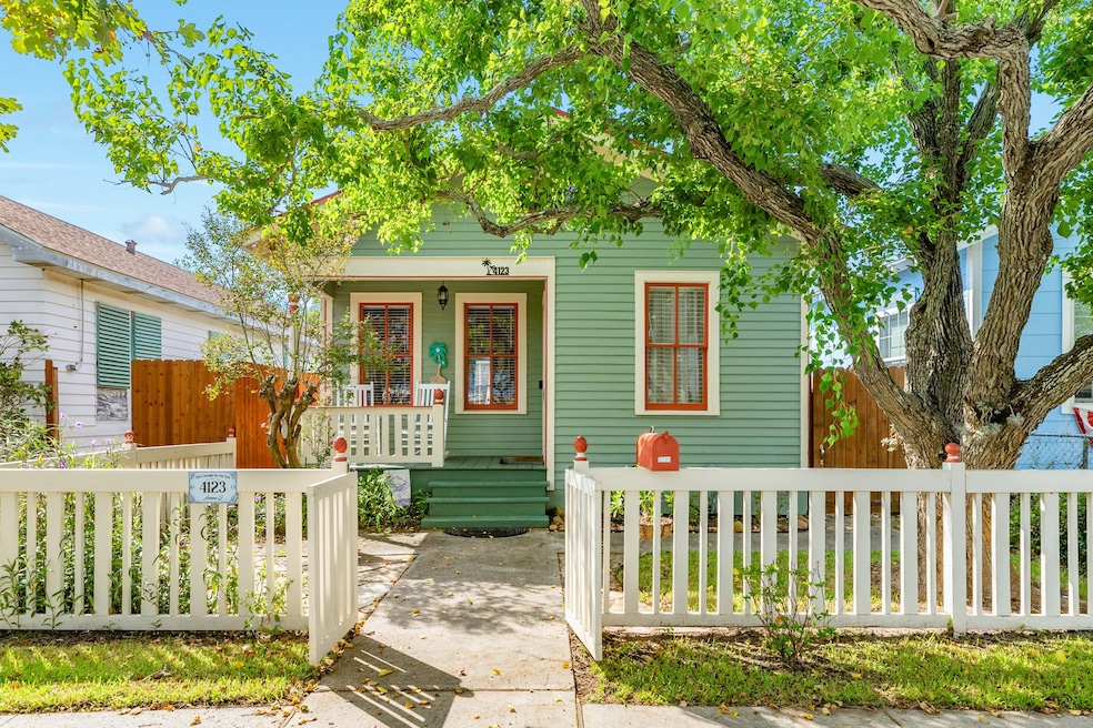 4123 Avenue Q, Galveston, TX 77550 - photo 1