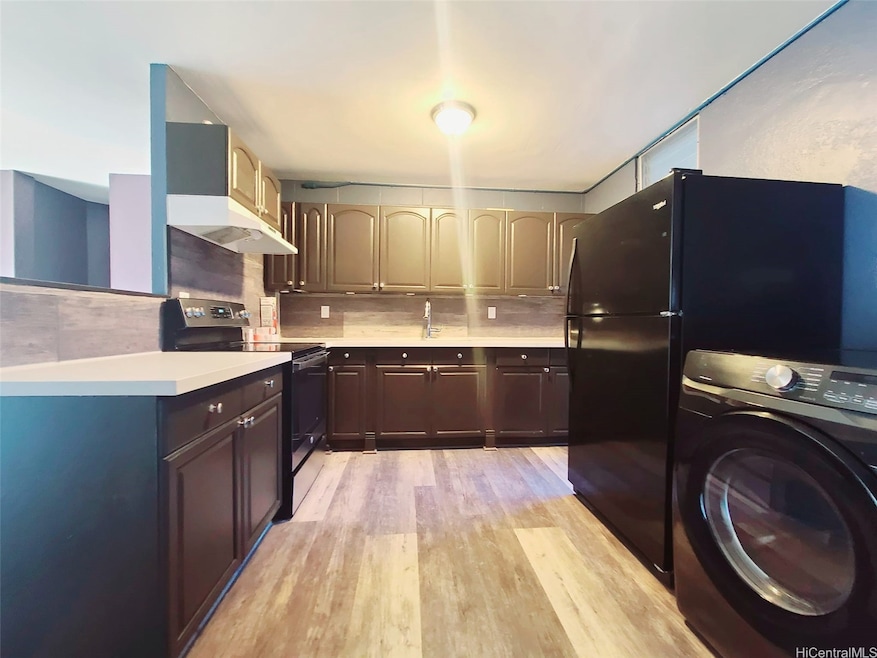 Waikalani Woodlands I unit D502, Mililani, HI 96789 - photo 1