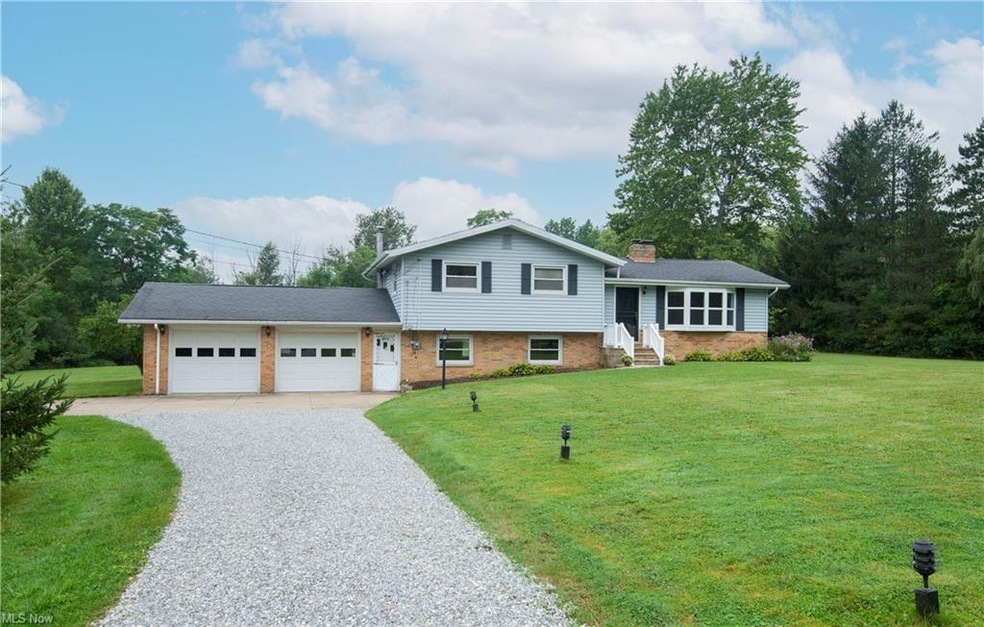 959 Eggleston Rd, Aurora, OH 44202 - photo 1