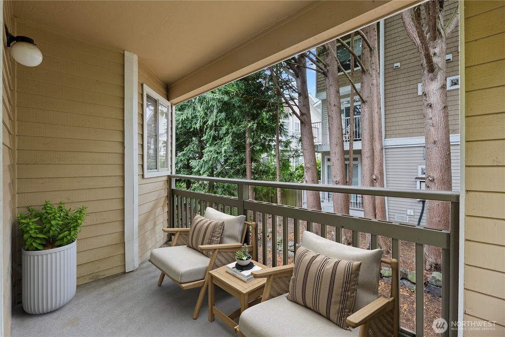 5300 Harbour Pointe Blvd unit 311-I, Mukilteo, WA 98275 - photo 1