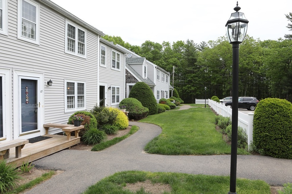 523 Washington St unit C7, Pembroke, MA 02359 - photo 1