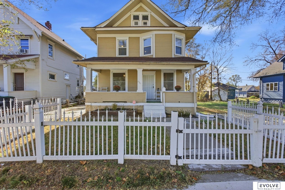 For Sale $215,000 • Co-Listing Agent