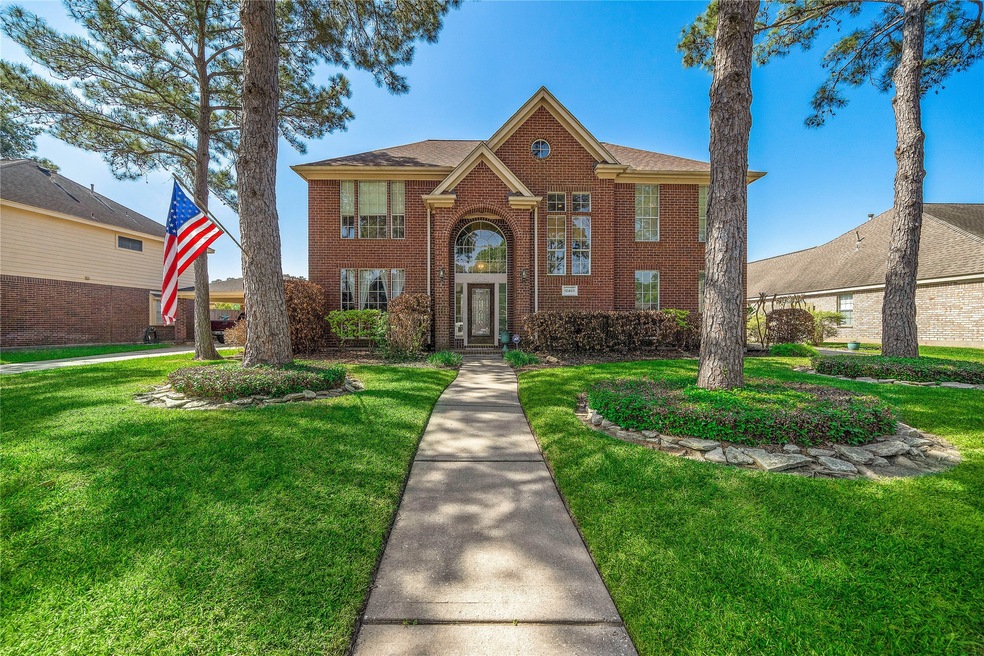 Welcome to 12403 Hammersmith Drive! This 4 Bedroom/2.5 Bath home includes pool, split formals, large bedrooms, curb appeal, and room to grow!