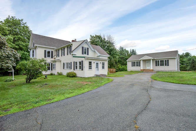 64 Old Alfred Rd Hollis ME-small-001-027