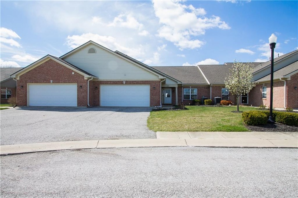 4324 Hamilton Way unit 24, Plainfield, IN 46168 - photo 1