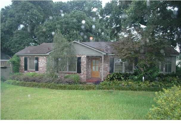 110 Batre Lane...heart of Springhill