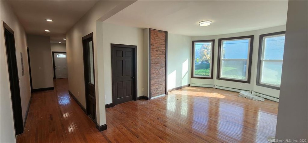 327 Broad St unit 1st Fl, Bridgeport, CT 06604 - photo 1